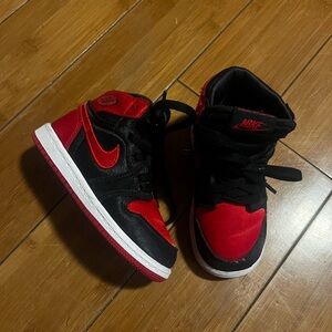 Air Jordan 1 “Satin Bred”